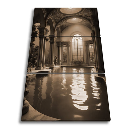 Leinwandbild Abendlicht taucht das Badehaus in goldene Stille. - deyoli