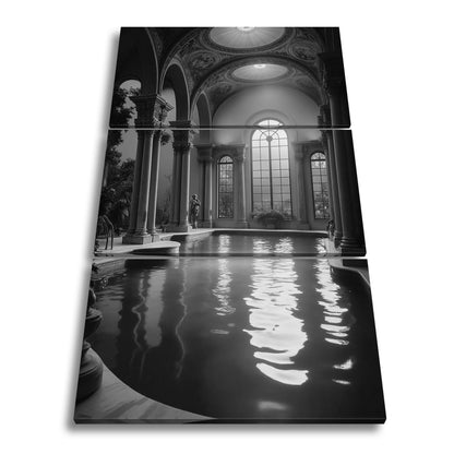 Leinwandbild Abendlicht taucht das Badehaus in goldene Stille. - deyoli