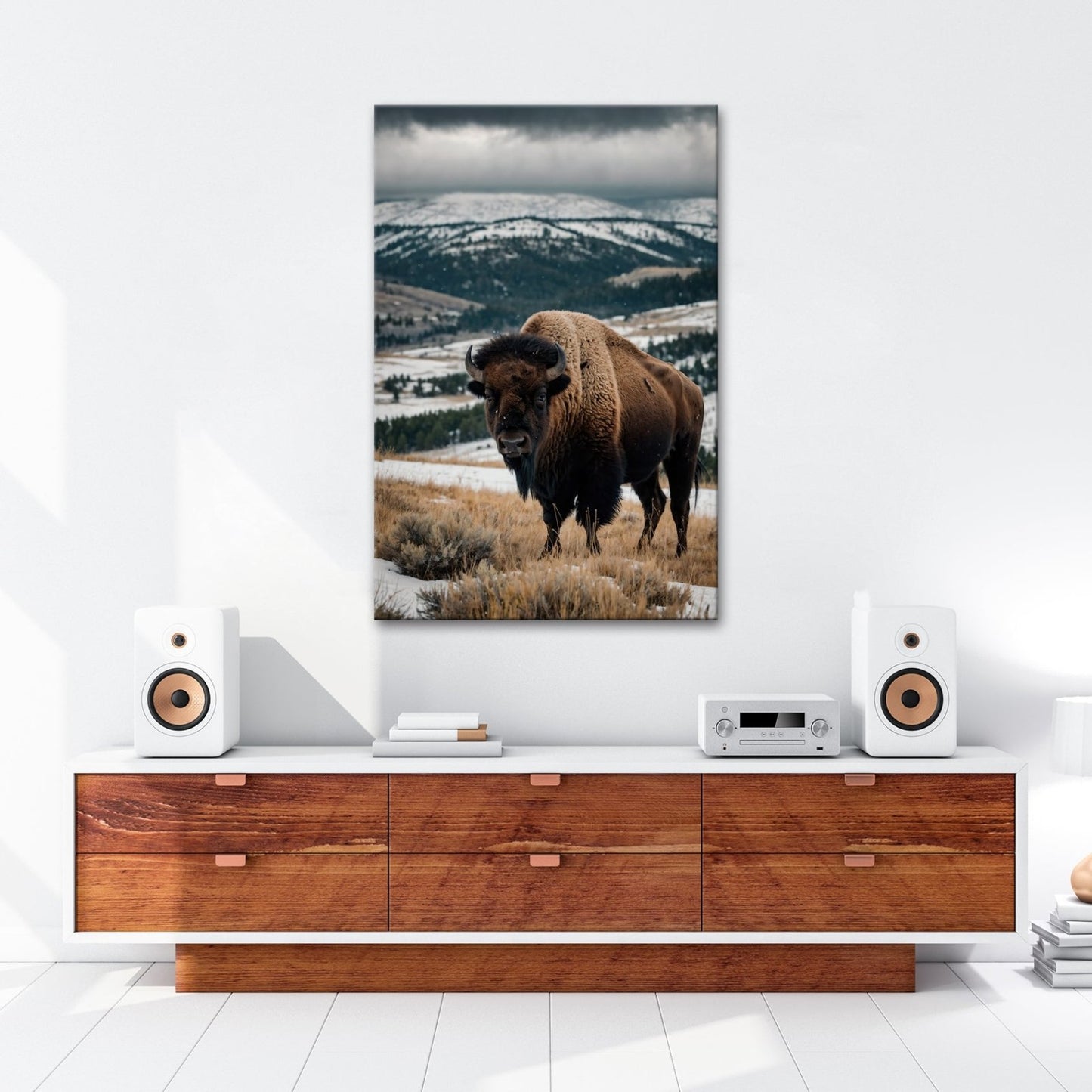 Leinwandbild Bison XXL – Majestätisch trotzt winterlicher Weite - deyoli