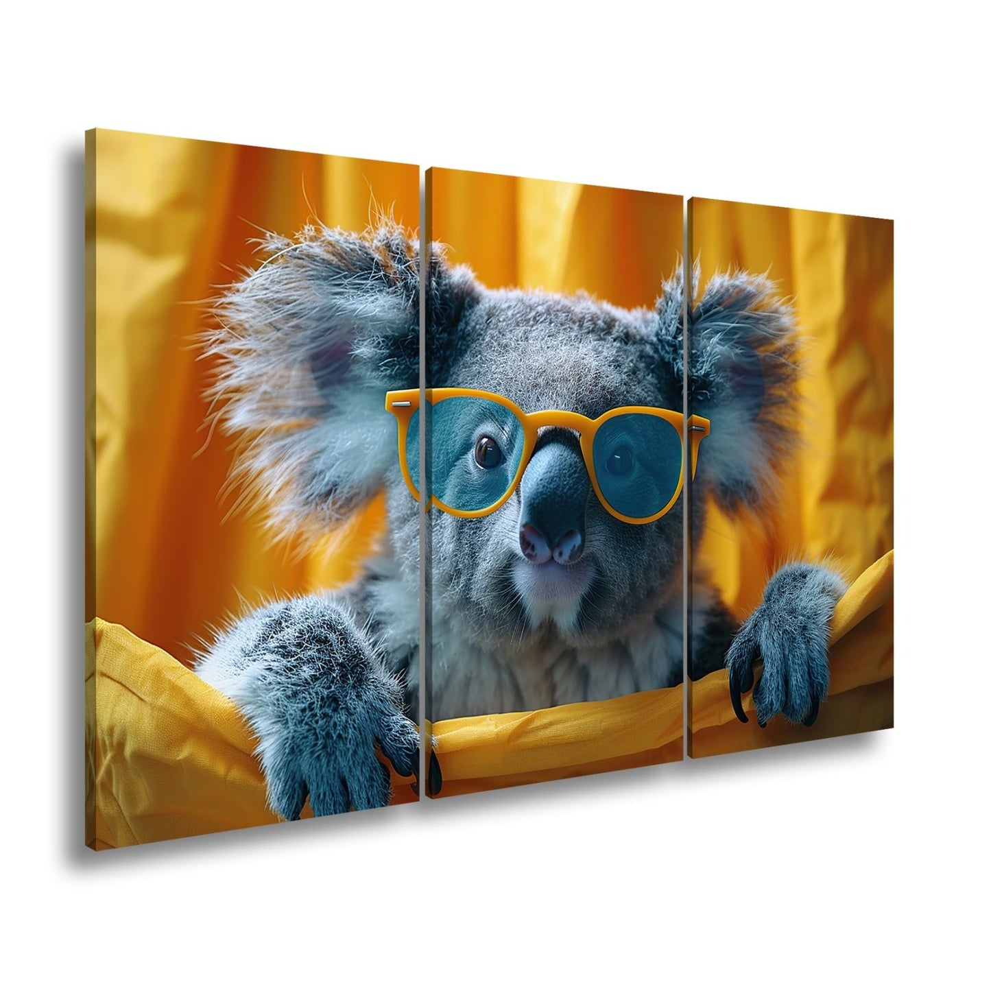 Leinwandbild Brillenstar im Beutelreich – Koala mit Sonnenbrille im Rampenlicht. - deyoli