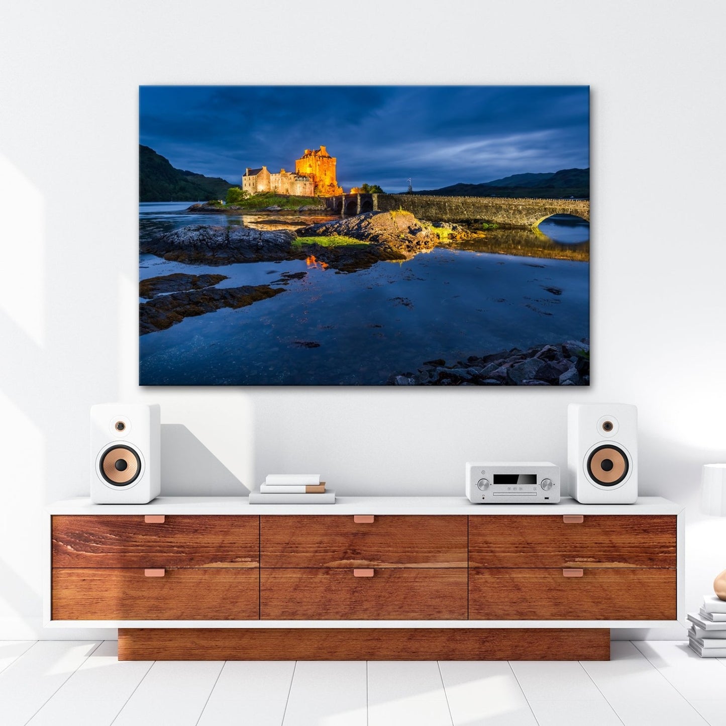 Leinwandbild Burg XXL – Märchenschloss in der Blauen Stunde für Wohnzimmer - deyoli