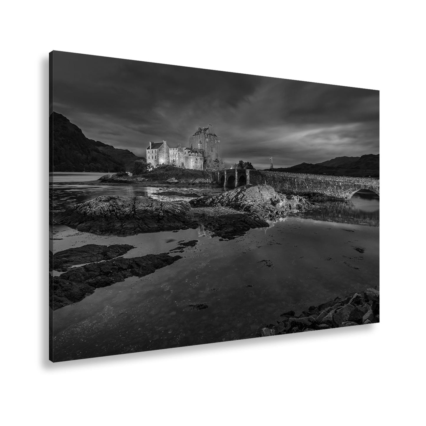 Leinwandbild Burg XXL – Märchenschloss in der Blauen Stunde für Wohnzimmer - deyoli