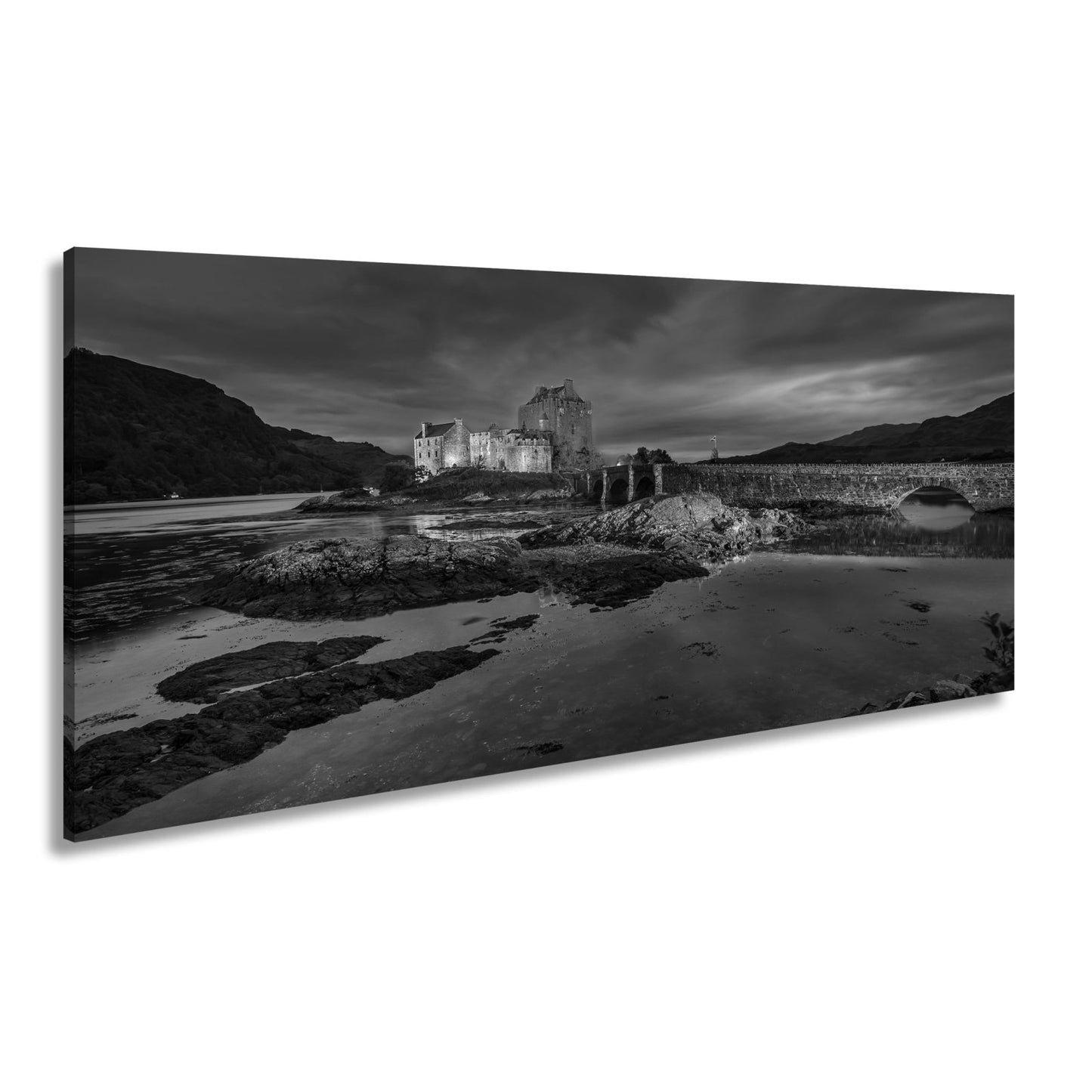 Leinwandbild Burg XXL – Märchenschloss in der Blauen Stunde für Wohnzimmer - deyoli