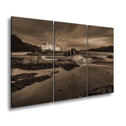 Leinwandbild Burg XXL – Märchenschloss in der Blauen Stunde für Wohnzimmer - deyoli
