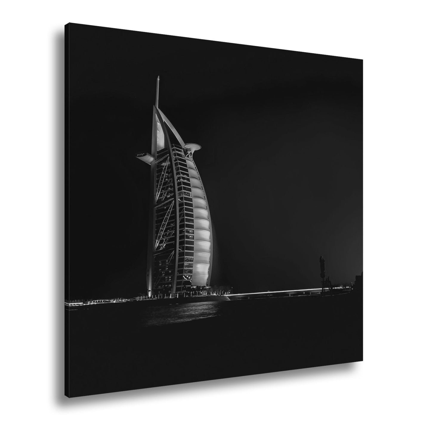 Leinwandbild Burj Al Arab XXL – Leuchtet kraftvoll in der Nacht - deyoli