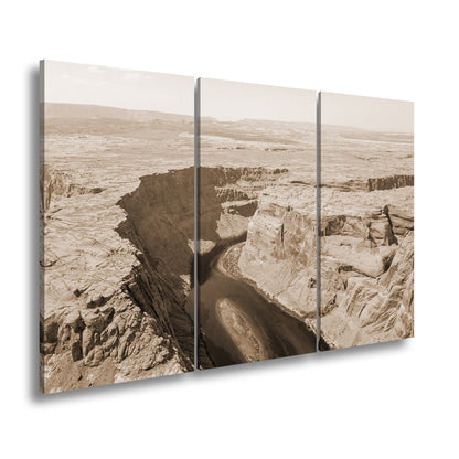 Leinwandbild Canyon XXL – Tiefe Schlucht mit grünem Fluss & Naturgewalt - deyoli