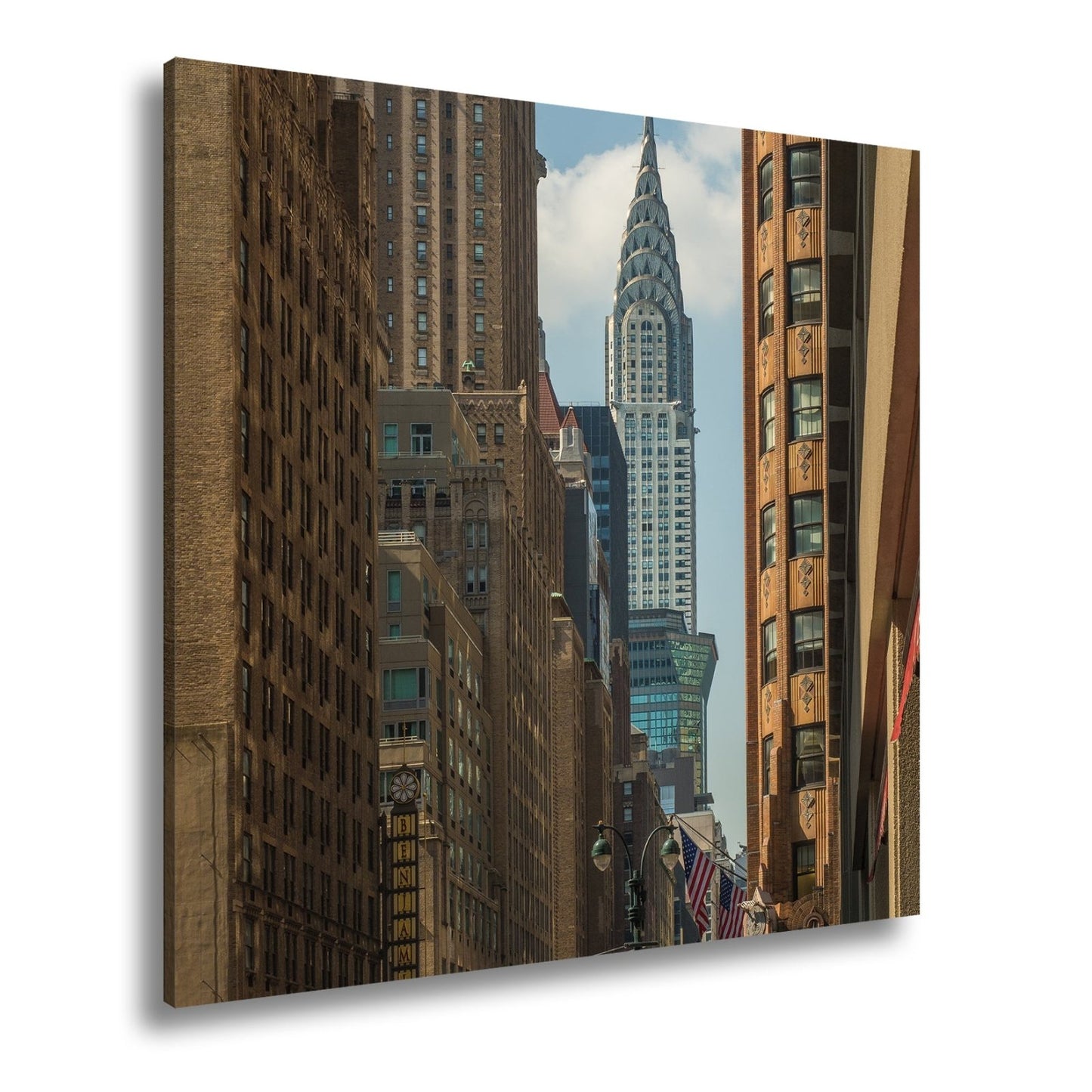 Leinwandbild Chrysler Building glänzt art - déco - elegant zwischen warmen Fassaden - deyoli