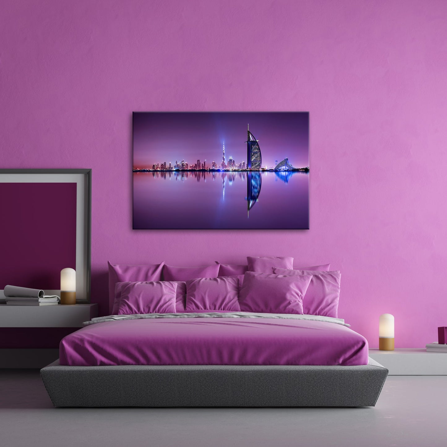 Leinwandbild Dubai XXL – Skyline in lila - glänzender Nacht - deyoli