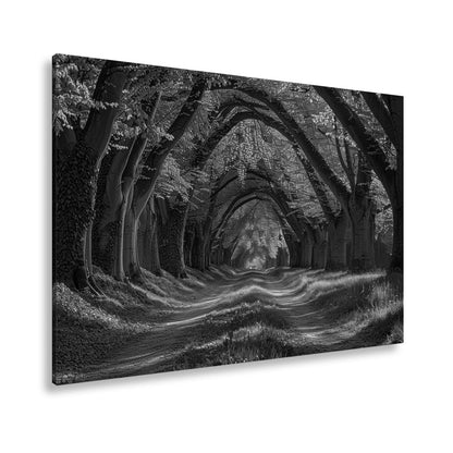 Leinwandbild Ein grüner Tunnel – Natur formt ein lebendiges Gewölbe. - deyoli