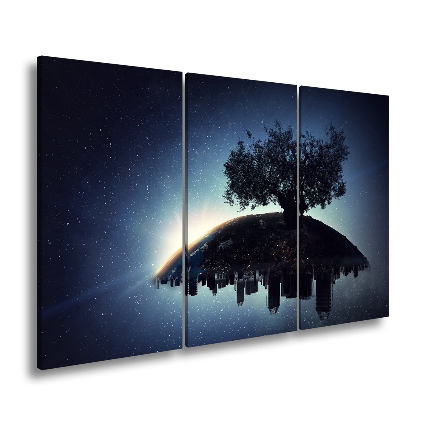 Leinwandbild Ein stiller Baum wacht über schlafende Städte. - deyoli