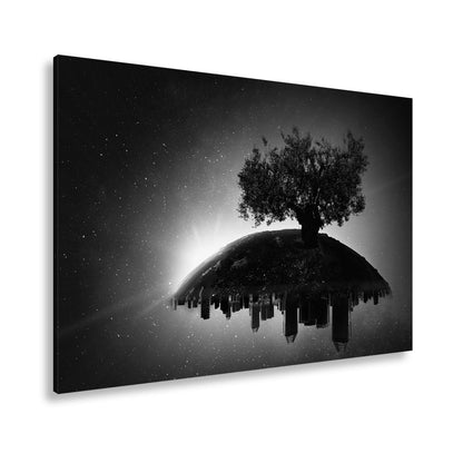 Leinwandbild Ein stiller Baum wacht über schlafende Städte. - deyoli
