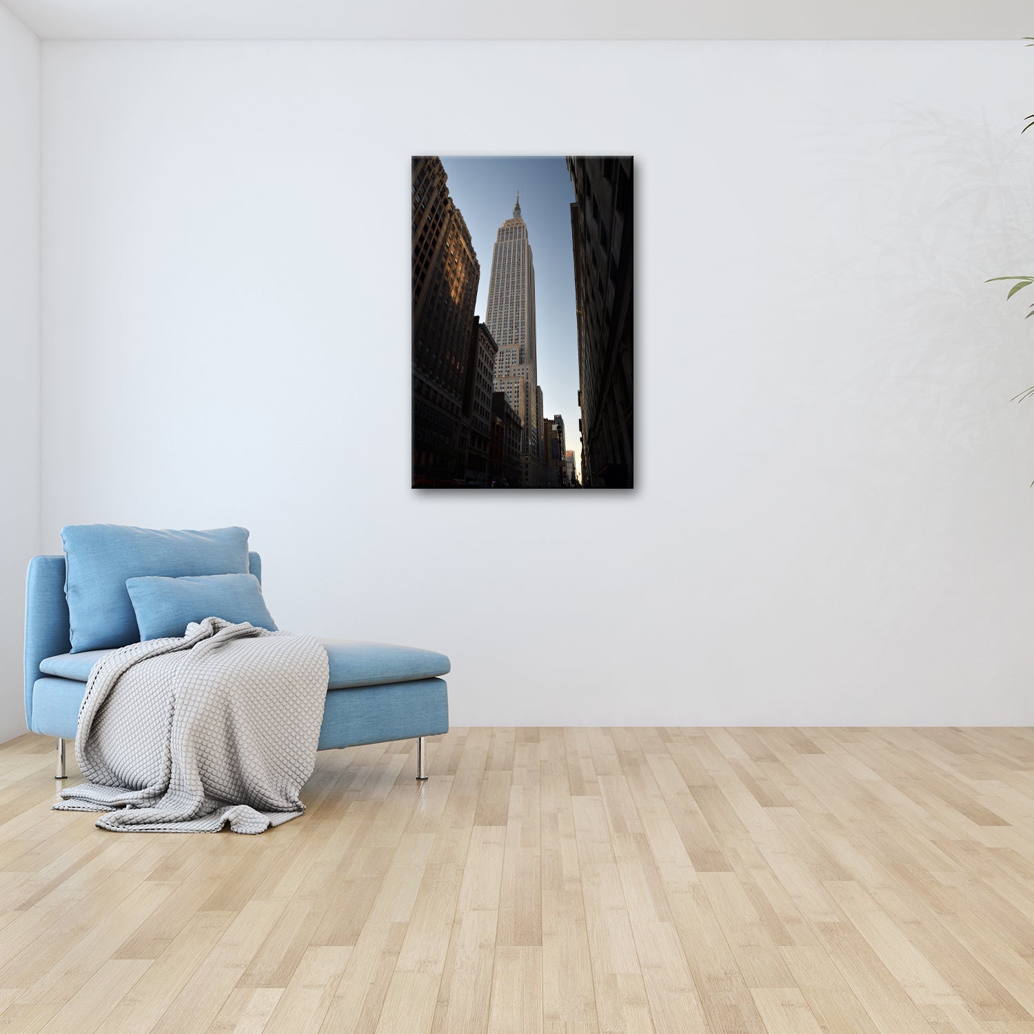 Leinwandbild Empire State XXL – Majestätisch zwischen dunklen Straßenschluchten - deyoli