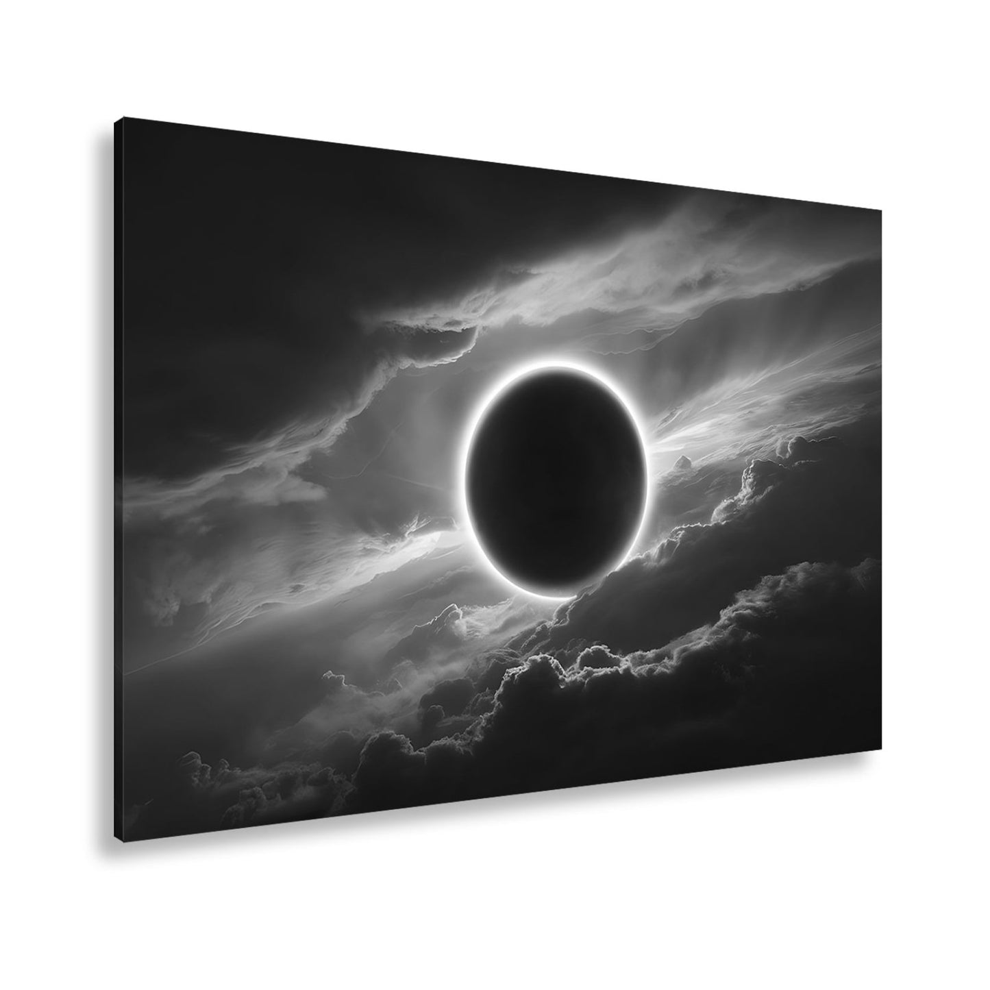 Leinwandbild Feurige Sonnenfinsternis bricht durch dramatische Himmelswolken - deyoli