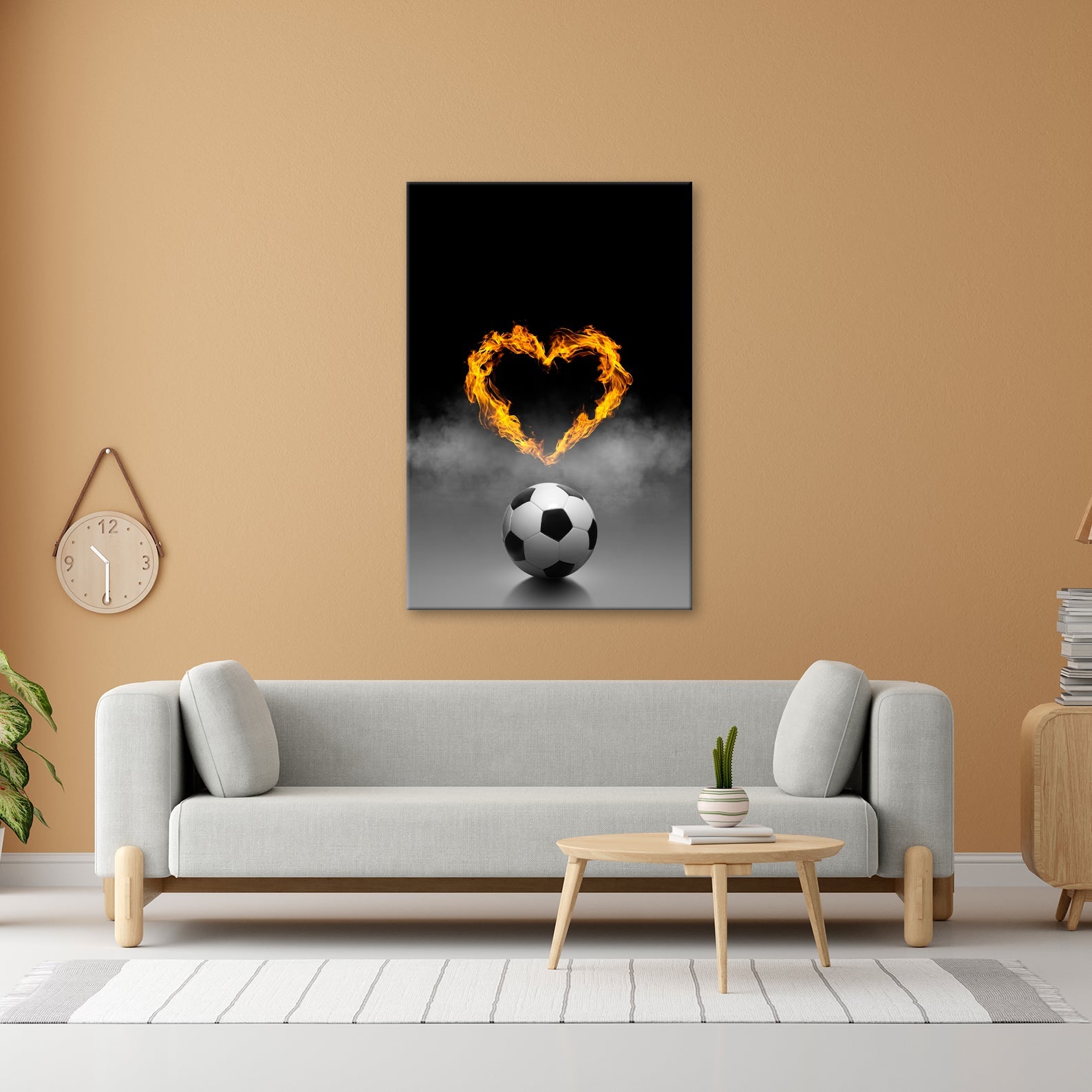 Leinwandbild Fußballliebe brennt – Herz aus Flammen über dem Spielball. - deyoli