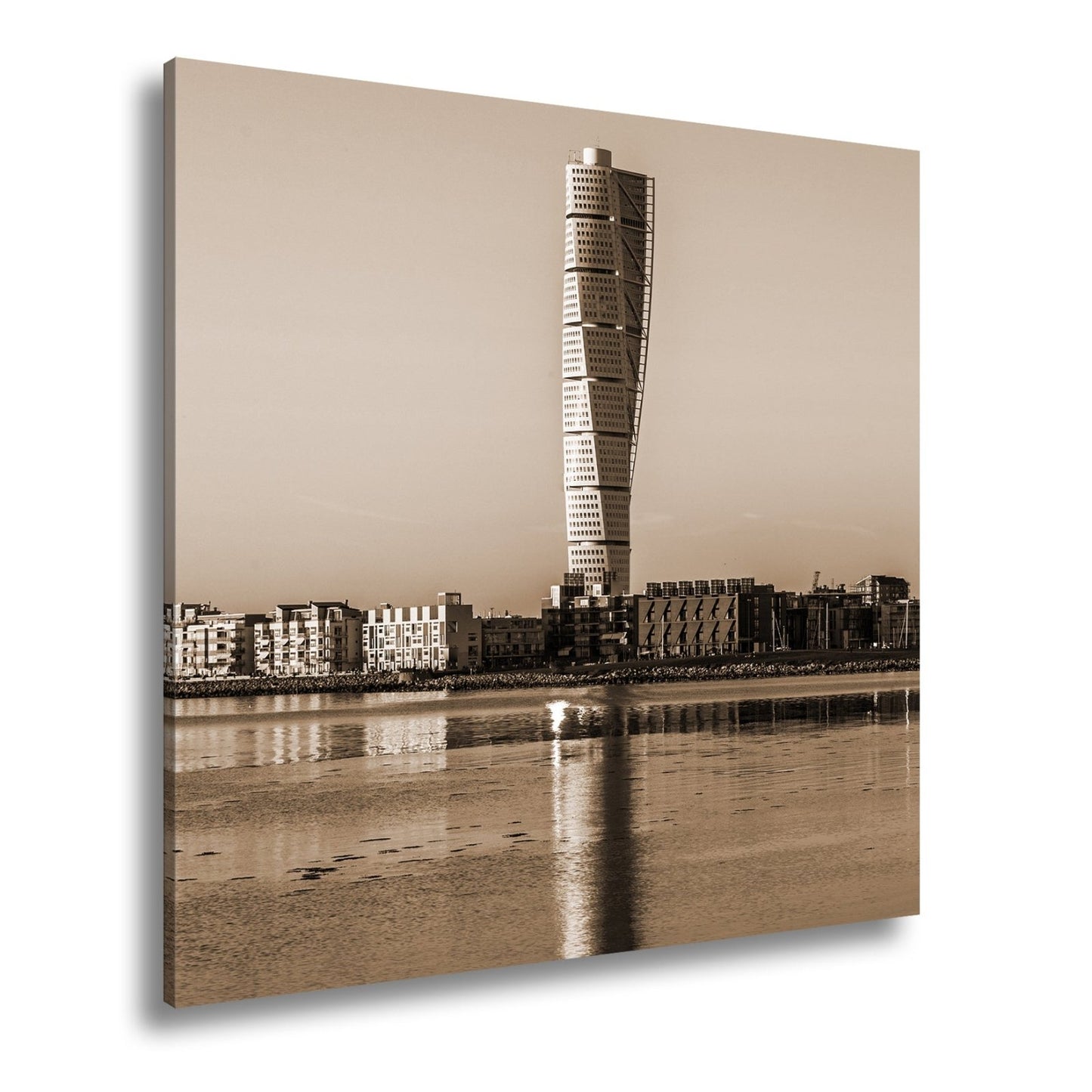 Leinwandbild Gedrehter Turm spiegelt sich im Wasser XXL – Architektur Wandbild - deyoli