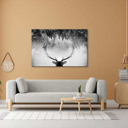 Leinwandbild Geweih trifft Nebel – Mystischer Spiegelwald XXL - deyoli