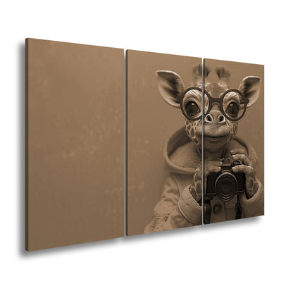 Leinwandbild Giraffe im Fotografenlook – charmant, klug, kamerabereit. - deyoli