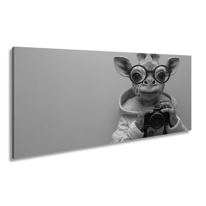 Leinwandbild Giraffe im Fotografenlook – charmant, klug, kamerabereit. - deyoli