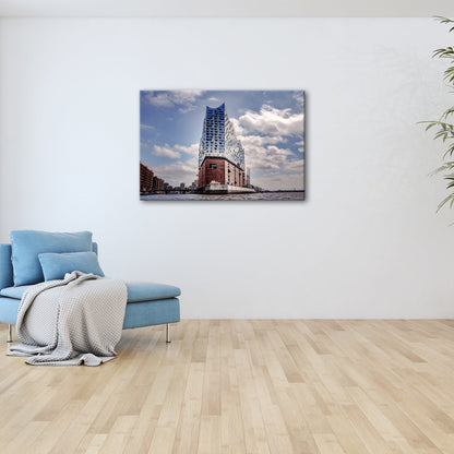 Leinwandbild Gläserne Wellen – die Elbphilharmonie am Hafenrand. - deyoli