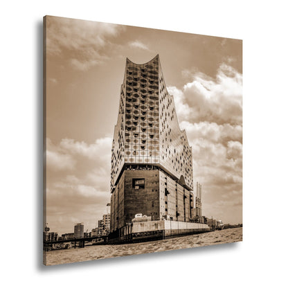 Leinwandbild Gläserne Wellen – die Elbphilharmonie am Hafenrand. - deyoli