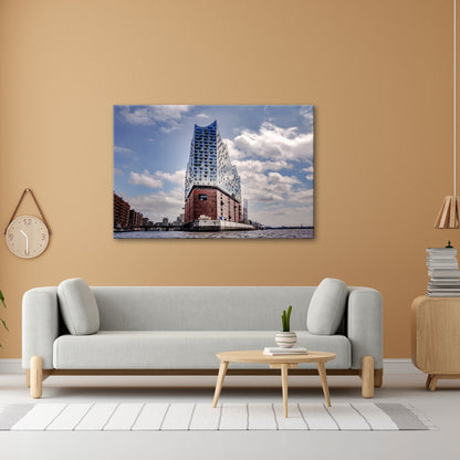 Leinwandbild Gläserne Wellen – die Elbphilharmonie am Hafenrand. - deyoli