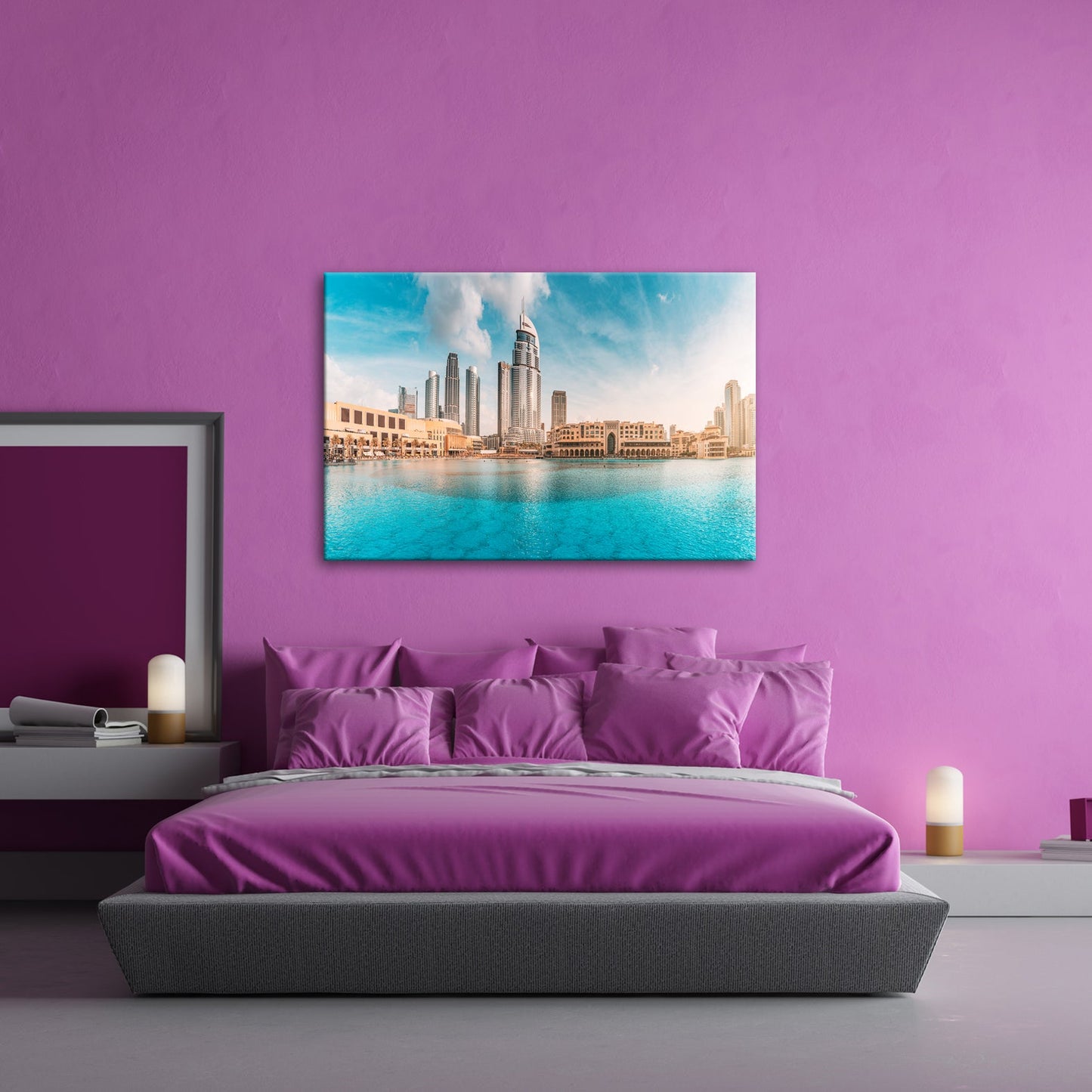 Leinwandbild Glitzernde Skyline spiegelt sich im türkisblauen Wasser Dubais - deyoli