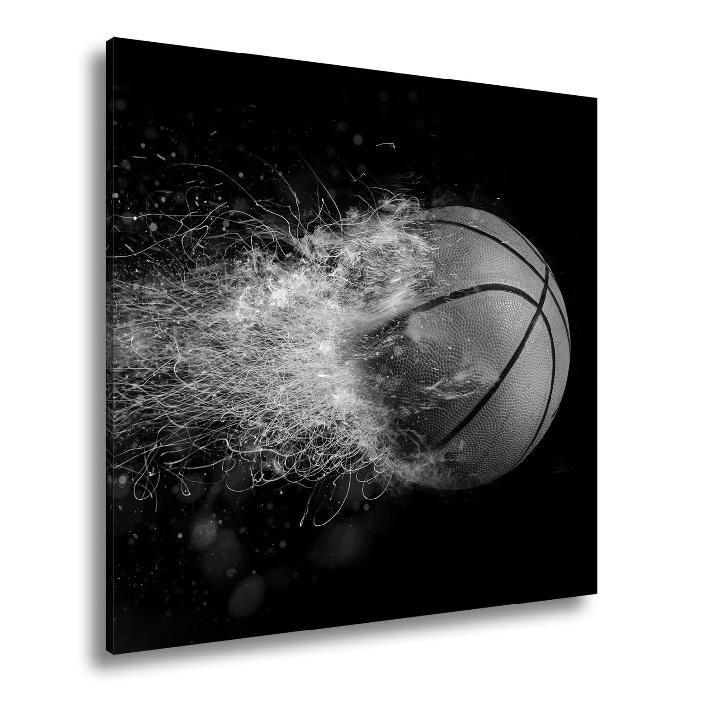 Leinwandbild Glühender Basketball entfacht feurige Energie in der Luft. - deyoli