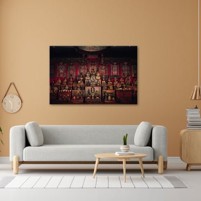 Leinwandbild Goldene Buddhas thronen in einem Meer aus rotem Samt. - deyoli