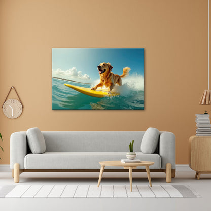 Leinwandbild Goldener Surferhund jagt Wellen im strahlenden Sonnenlicht - deyoli