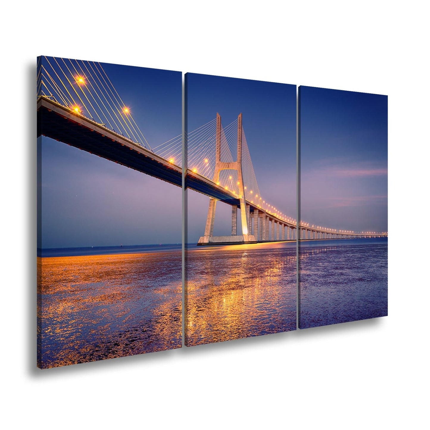 Leinwandbild Goldenes Leuchten über Brücke bei ruhigem Abendmeer XXL – Landschaft - deyoli