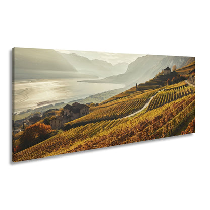 Leinwandbild Herbstgoldene Terrassen über stillem See - deyoli