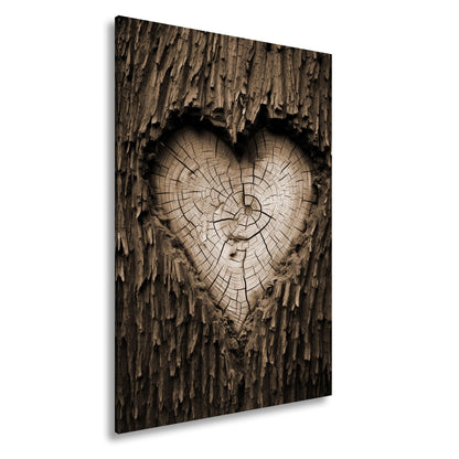 Leinwandbild Herz aus Holz – verborgen im Kern des alten Baumes. - deyoli