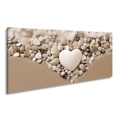Leinwandbild Herz aus Muscheln – Liebe trifft Meeresrauschen. - deyoli