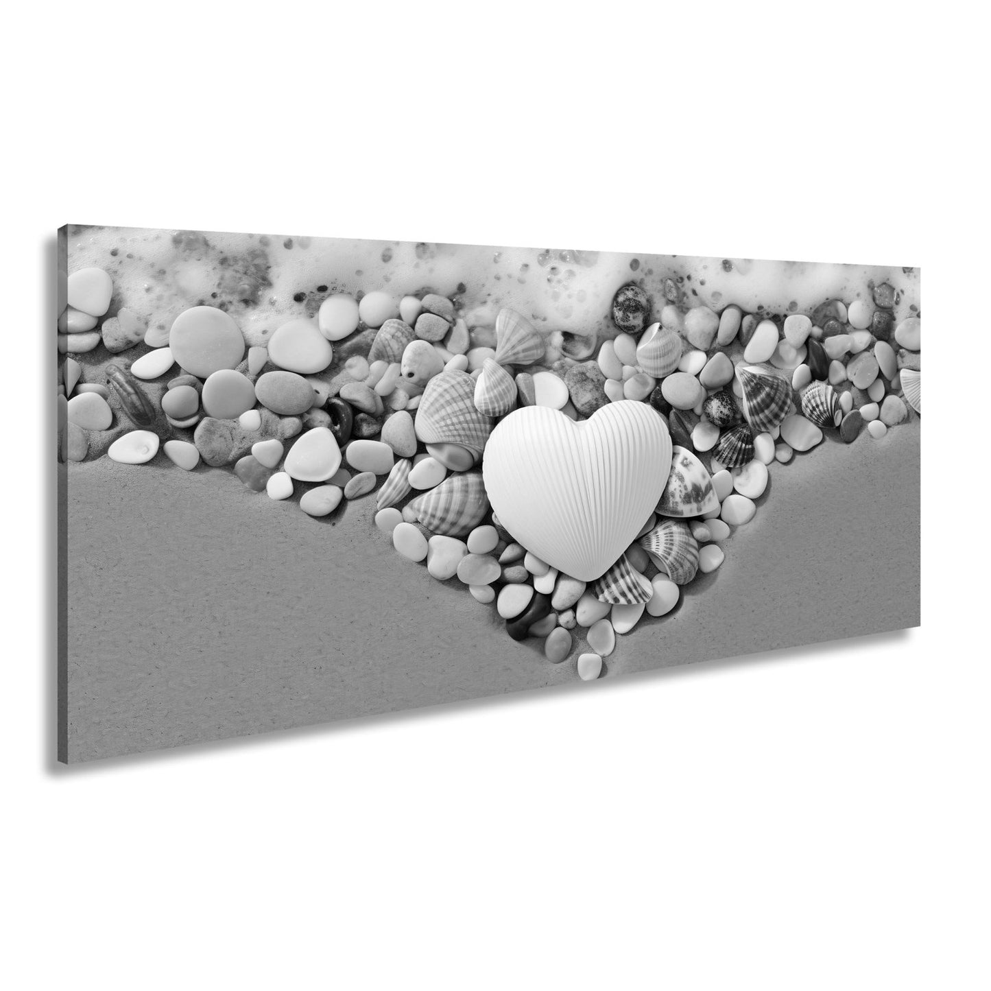 Leinwandbild Herz aus Muscheln – Liebe trifft Meeresrauschen. - deyoli