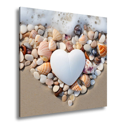 Leinwandbild Herz aus Muscheln – Liebe trifft Meeresrauschen. - deyoli