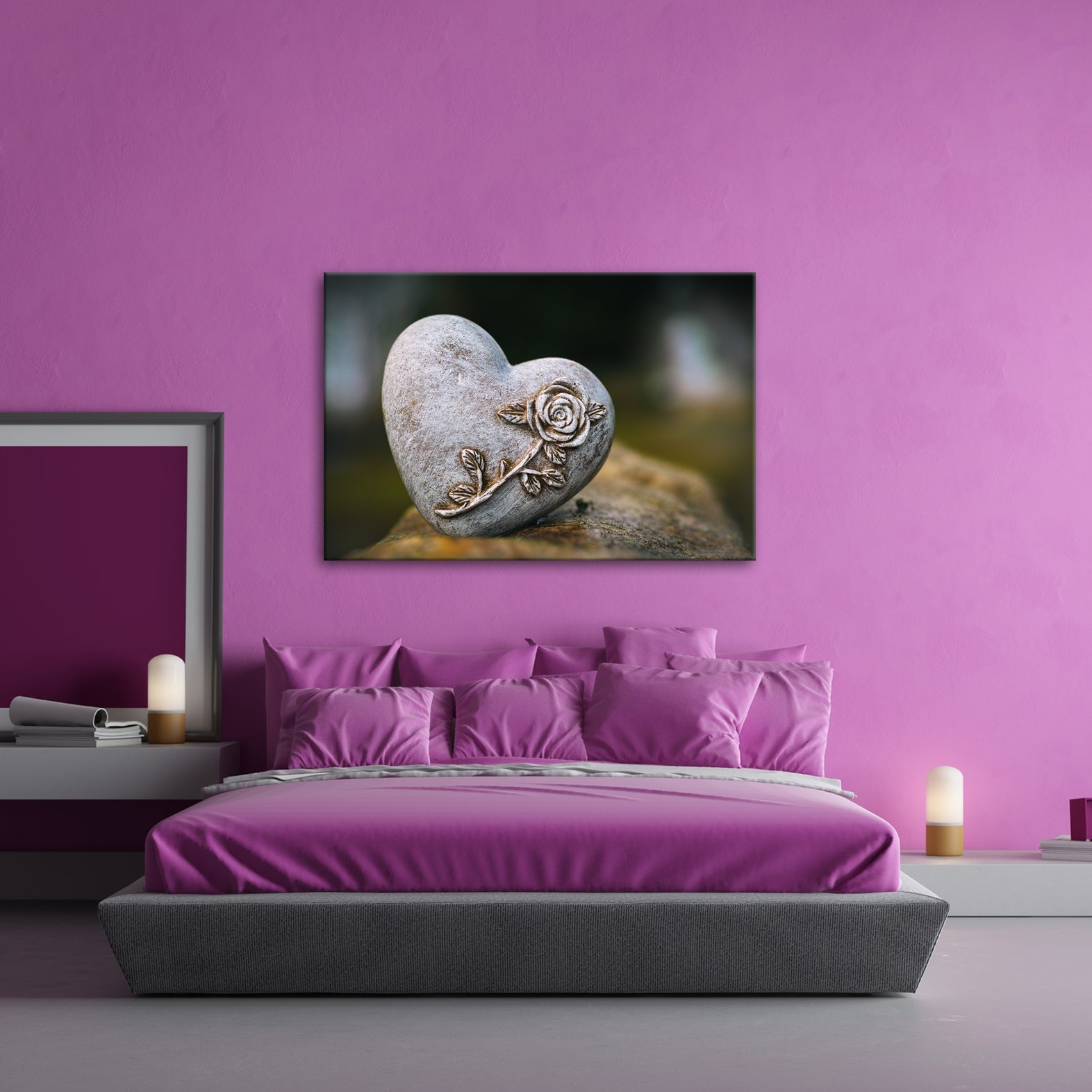 Leinwandbild Herz aus Stein – verziert mit einer Rose der Erinnerung. - deyoli