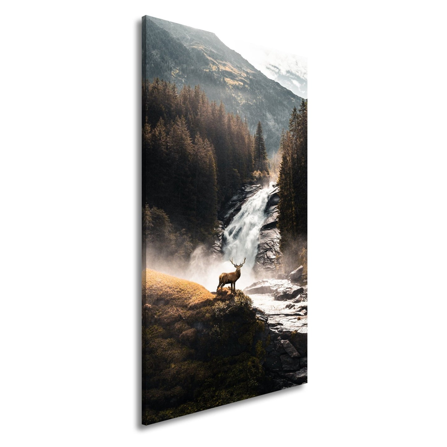 Leinwandbild Hirsch vor tosender Wasserfallkulisse - deyoli