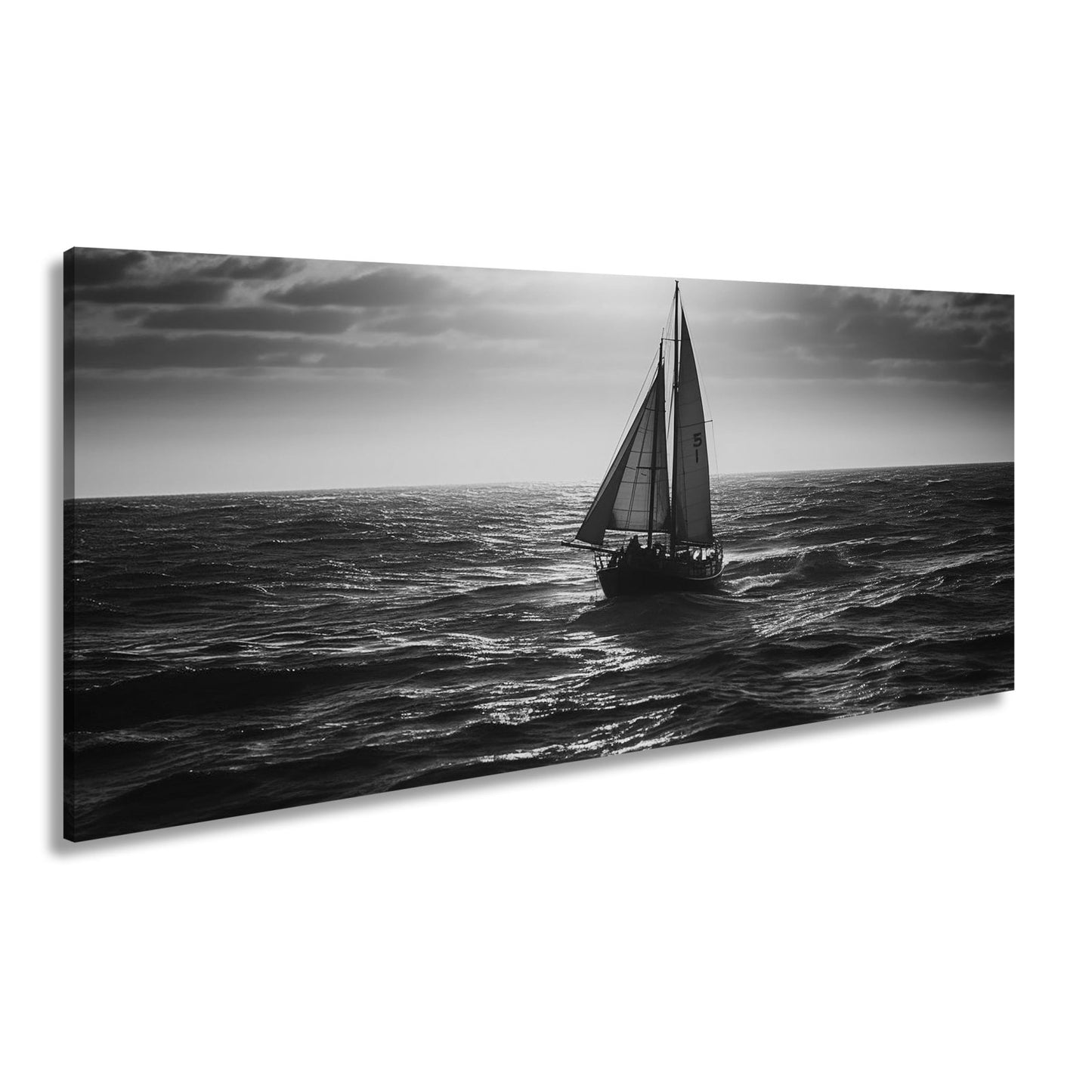 Leinwandbild Im Glanz der See trotzt das Segelboot der Weite. - deyoli