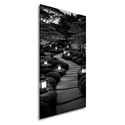 Leinwandbild Japanischer Gartenweg mit stillen Laternen XXL – Zen Wandbild - deyoli