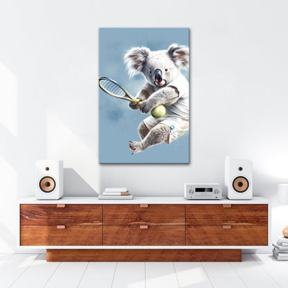 Leinwandbild Koala am Court – flauschig, flink und fokussiert. - deyoli