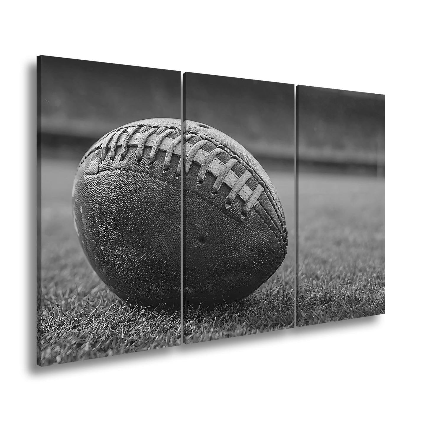 Leinwandbild Leder, Rasen, Spannung – Football in Nahaufnahme. - deyoli