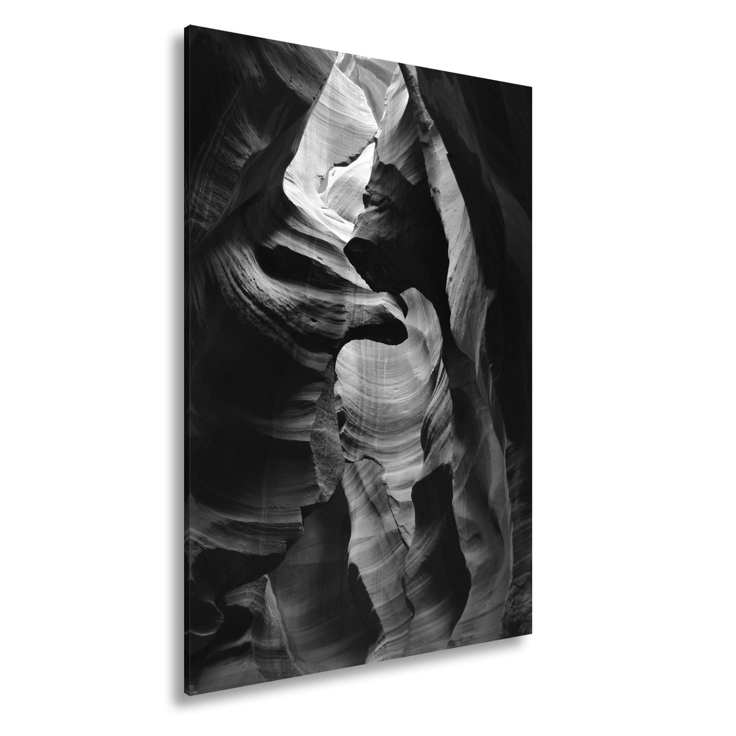 Leinwandbild Lichtdurchflutete Sandsteinwände formen magische Canyonlinien - deyoli