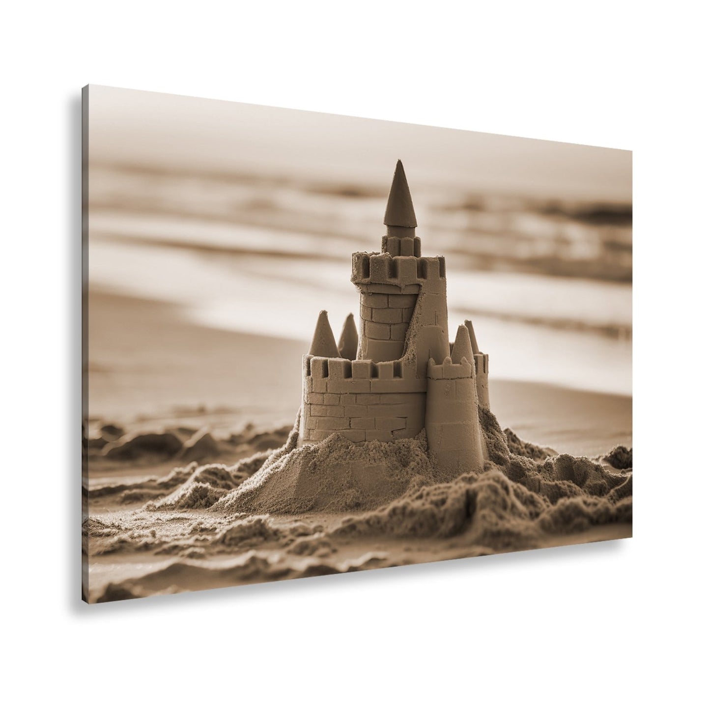 Leinwandbild Märchenschloss aus Sand glänzt im Licht der sinkenden Sonne. - deyoli