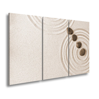 Leinwandbild Ruhe in Kreisen – Zen - Garten aus Sand und Stein. - deyoli