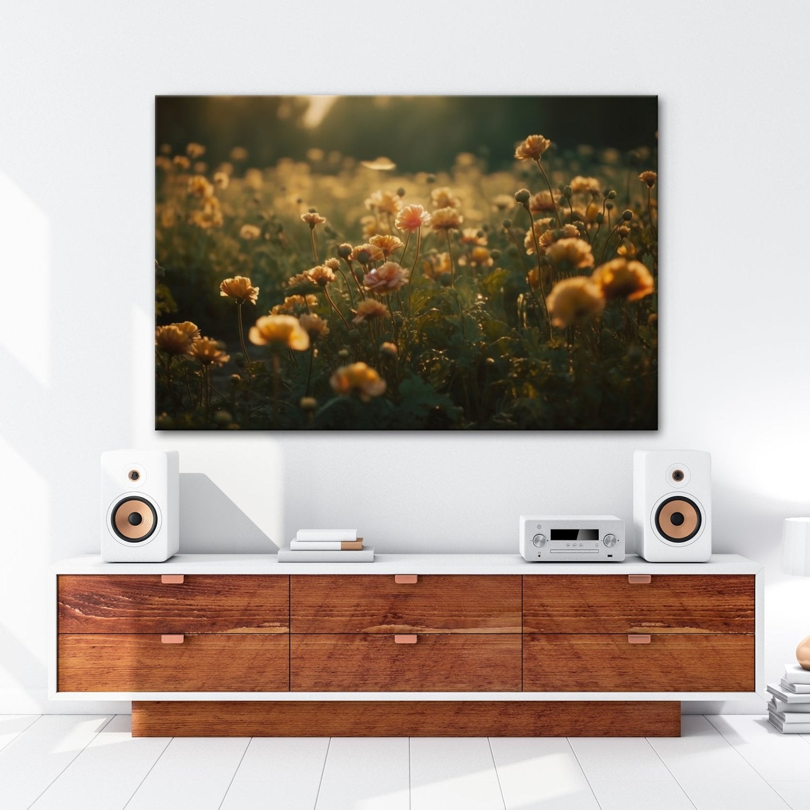 Leinwandbild Sanftes Licht küsst ein Feld aus buttergelben Blumen. - deyoli