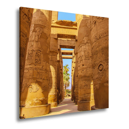 Leinwandbild Säulen flüstern Geschichten im Sonnenlicht Ägyptens. - deyoli