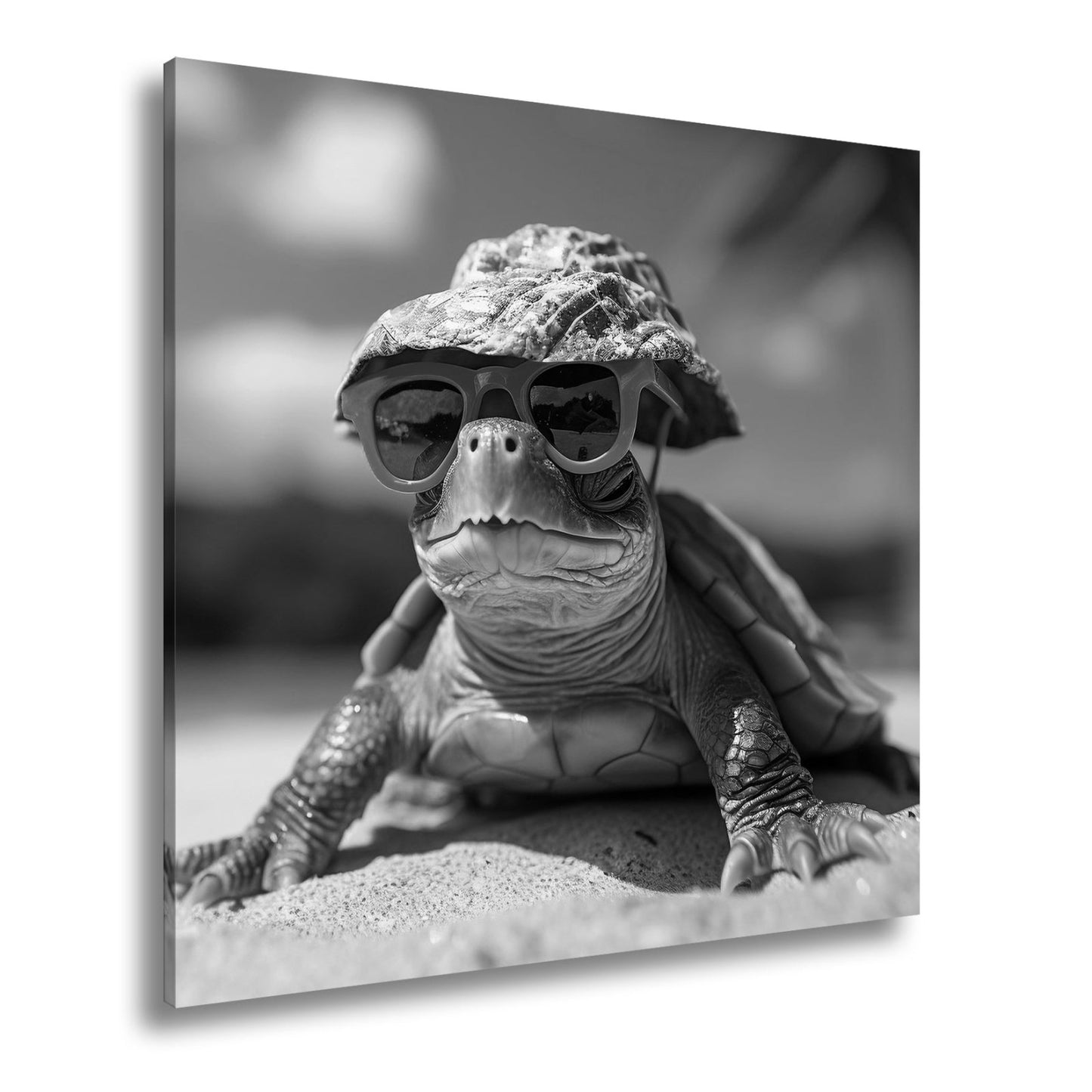 Leinwandbild Schildkröte mit Stil – Sonnenhut, Brille, Strand und Coolness. - deyoli