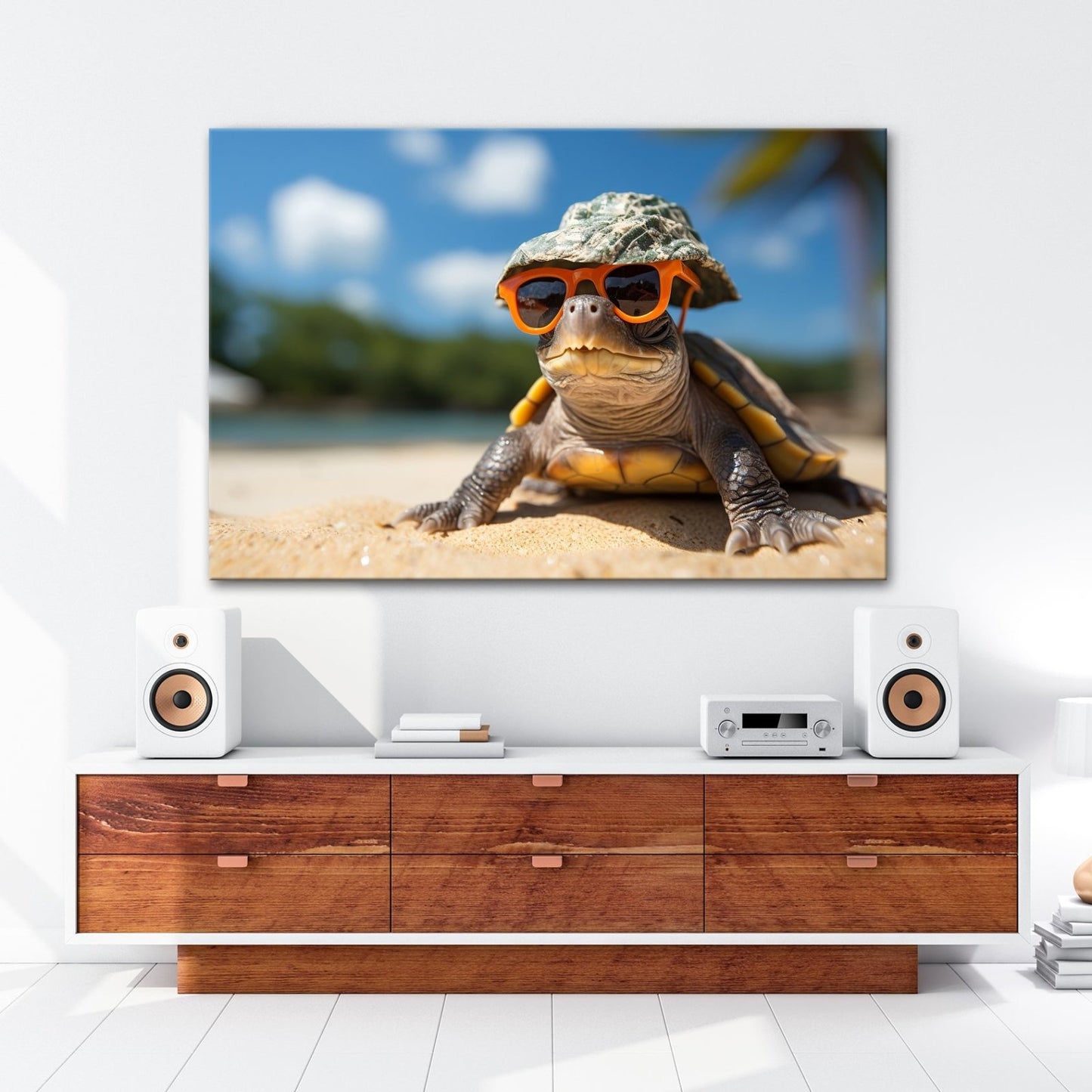 Leinwandbild Schildkröte mit Stil – Sonnenhut, Brille, Strand und Coolness. - deyoli