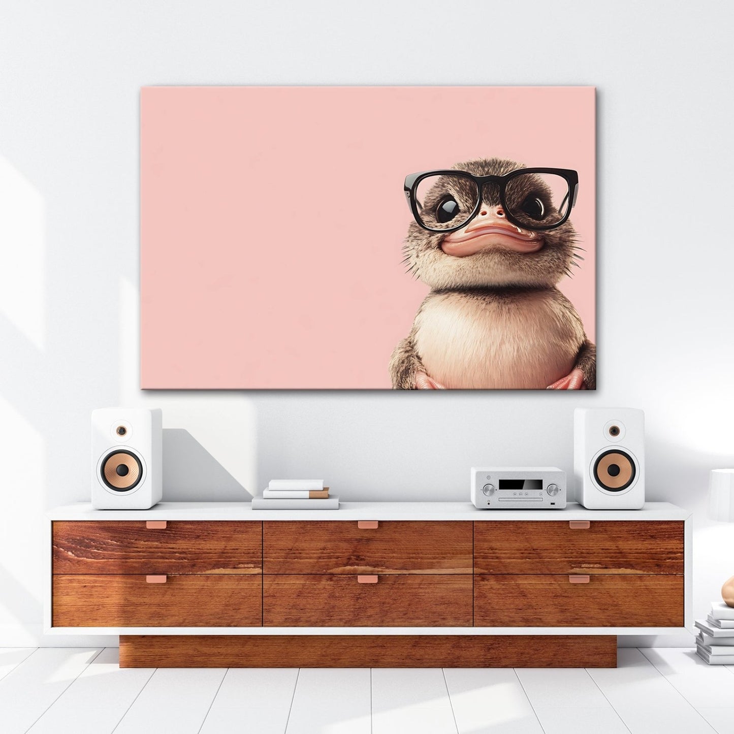 Leinwandbild Schlaue Flauschigkeit – Küken mit Brille und Charme. - deyoli