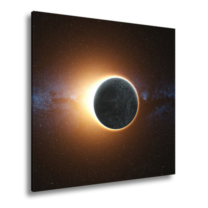 Leinwandbild Sonnenkorona umhüllt einen Planeten im stillen Weltraum - deyoli
